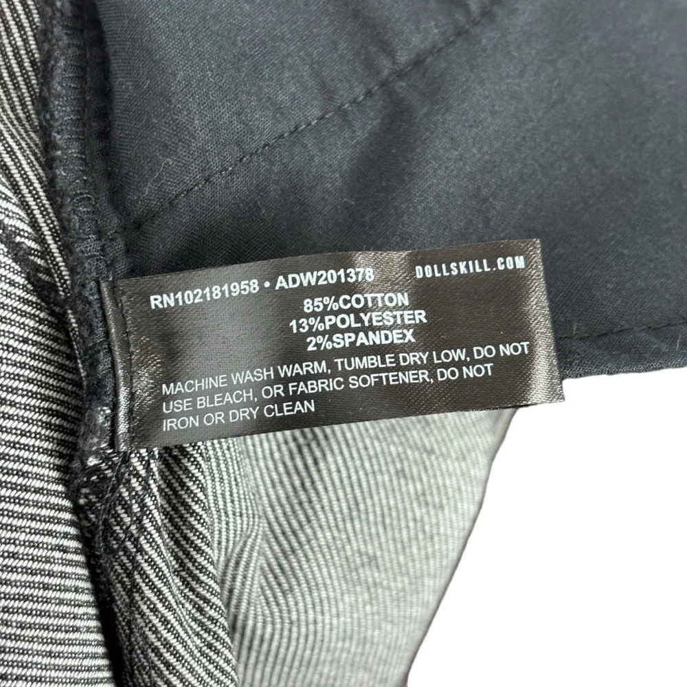 DOLLS KILL DARKER WAVS BLACK WASHED CARGO MINI SKIRT CHAIN GARTER LEG WARMERS - Picture 8 of 12